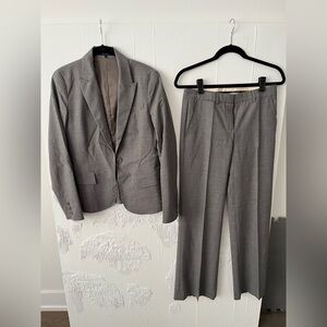 Theory grey suit